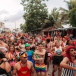 Foilões devem se atentar sobre os riscos de doenças durante o Carnaval.