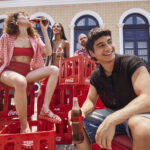 o Carnaval da Região Norte se consolida não apenas como expressão cultural, mas também como vetor estratégico de desenvolvimento regional, gerando emprego temporário, renda e visibilidade nacional para as manifestações amazônicas.