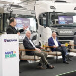 Geraldo Alckmin durante visita a concessionária de caminhões em Guarulhos para apresentação do programa Move Brasil