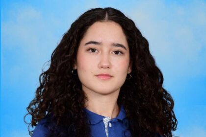 Eloísa Rocha, de 18 anos, conquistou destaque na Olimpíada Brasileira de Astronomia e Astronáutica (OBA) e foi selecionada para participar do Torneio Seletivo de Astronomia e Astrofísica