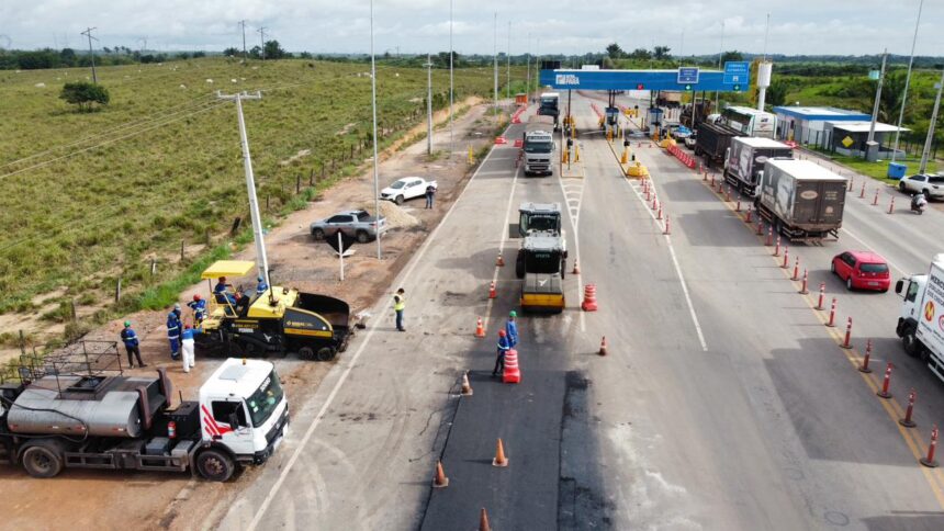 Trecho de rodovia estadual no Pará recebe serviços de manutenção e monitoramento intensificados durante o período do inverno amazônico.