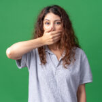 Mau hálito causa problemas de saúde