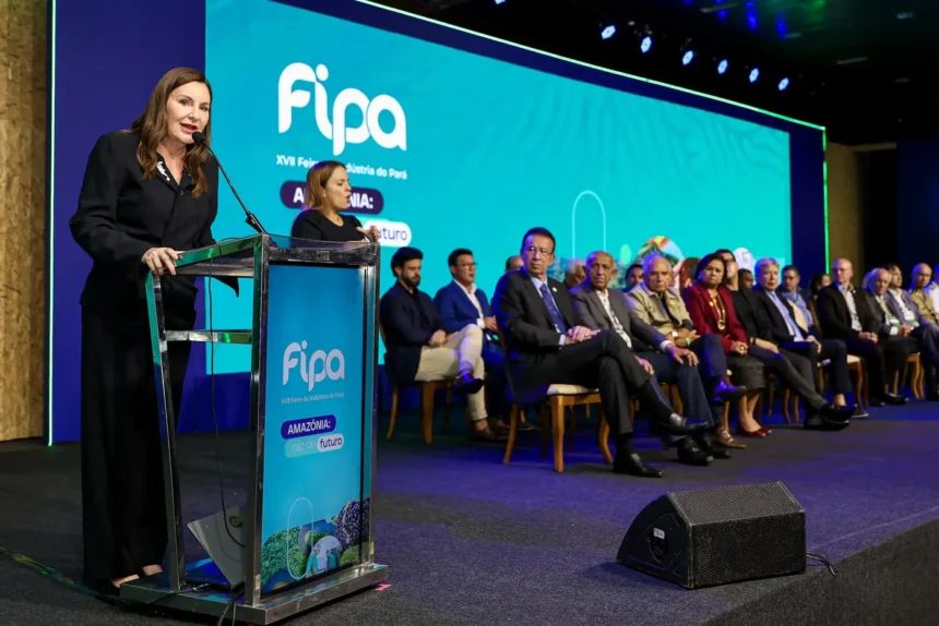 Governadora Hana Ghassan discursa durante abertura da FIPA 2026 no Hangar, em Belém