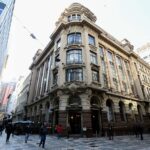 Fachada histórica do Centro Cultural Banco do Brasil São Paulo iluminada no Centro Histórico da capital paulista.
