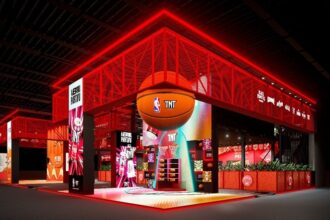 Estande do Grupo Petrópolis na APAS Show 2026 apresenta lançamentos e experiências imersivas das marcas da companhia.