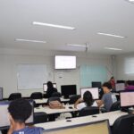 Estudantes participam de curso gratuito de inteligência artificial no Pará.